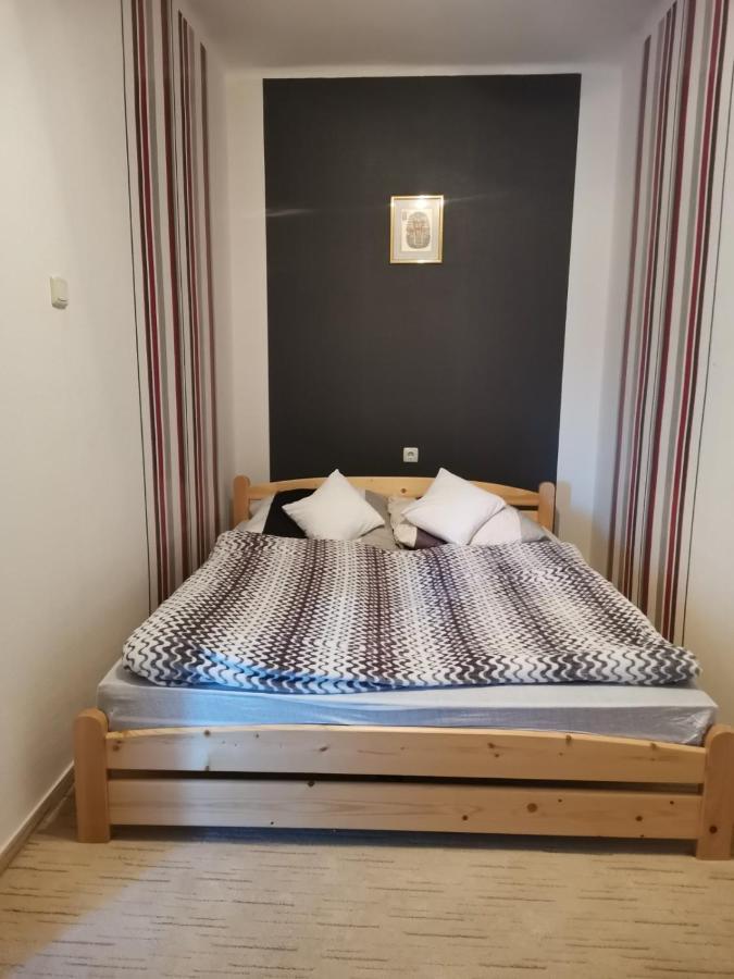 Apartament Ap. Near Thermal Bath Pápa Zewnętrze zdjęcie