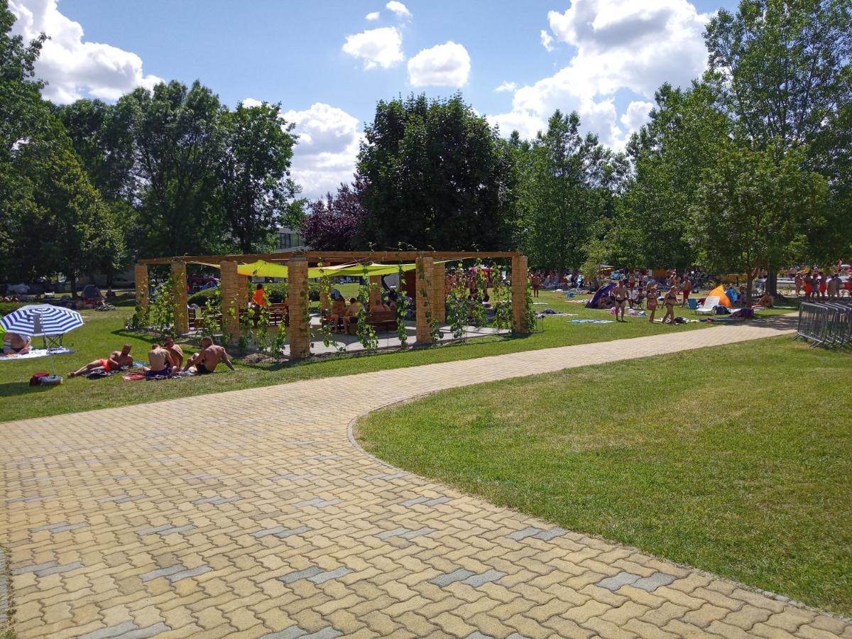 Ap. Near Thermal Bath Pápa Zewnętrze zdjęcie